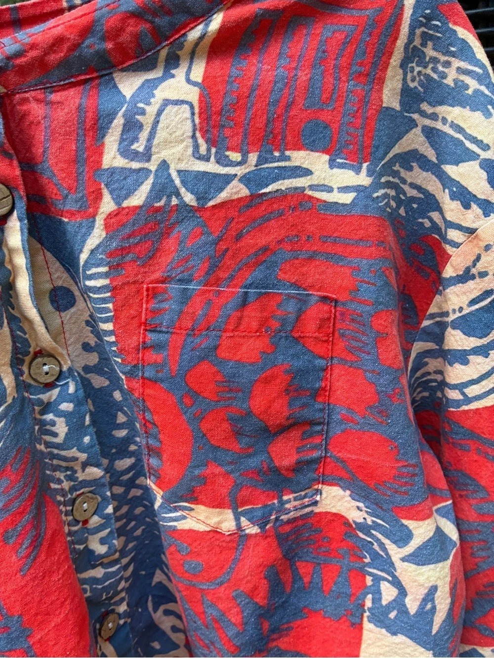 Plushcarpet Bohemian Ethnic Collage Art Pattern Abstract Print Button Down - Picture 4 of 9
